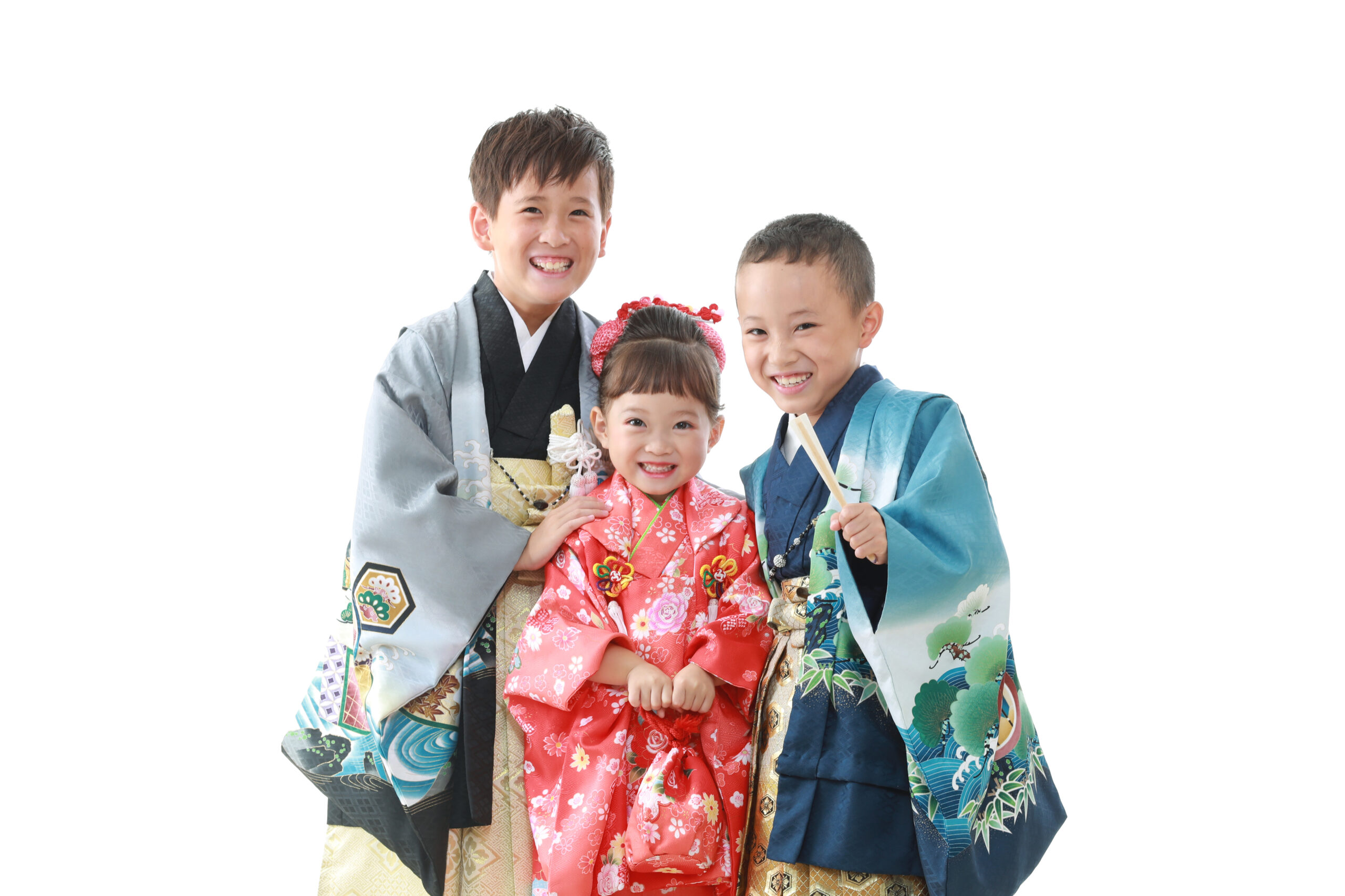 着物・袴で七五三前撮り撮影をされた三歳女の子＆お兄ちゃんのきょうだい写真