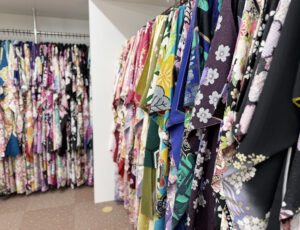 50着ある色とりどりな振袖
